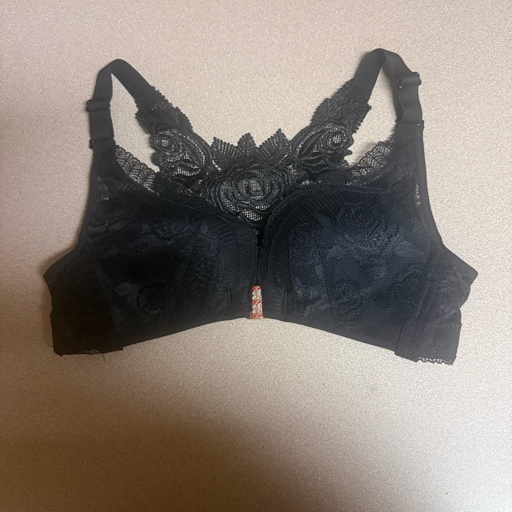 Floral Secrets Comfort Rose Bra Size 36B - Picture 2 of 7